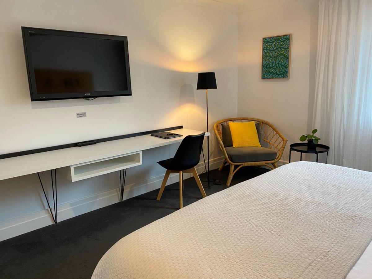 Sunny Side Up B&B Рай Екстериор снимка